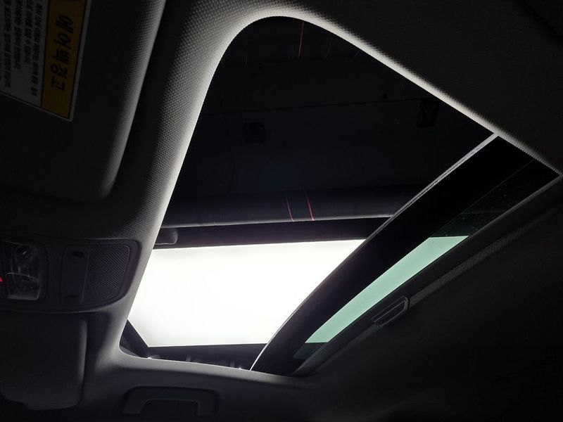 2015 Audi A1 30 TDI Design Edition Sporback photo 19