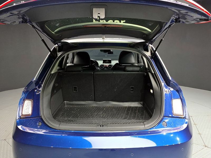 2015 Audi A1 30 TDI Design Edition Sporback photo 20