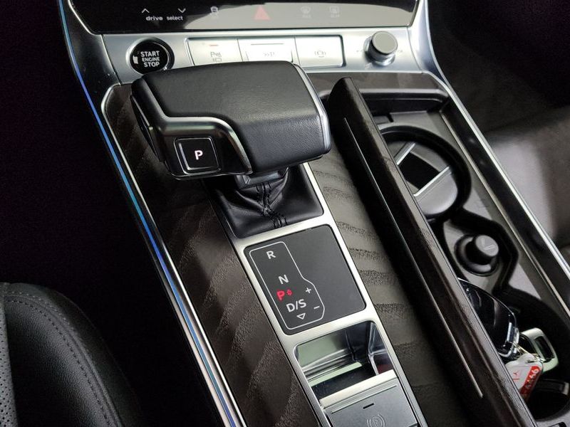 2022 Audi A6 45 TFSI Quattro Premium photo 9