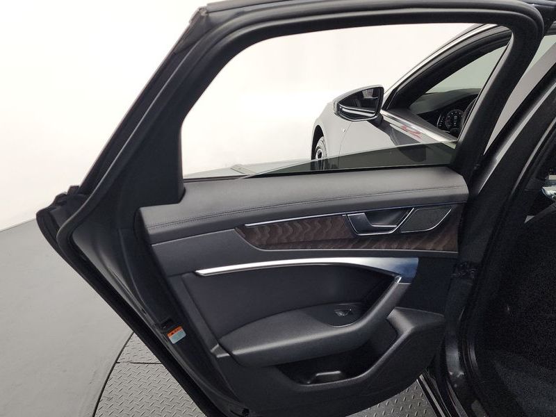 2022 Audi A6 45 TFSI Quattro Premium photo 25