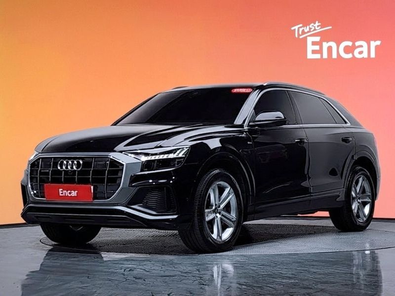 2021 Audi Q8 45 TDI Quattro Premium photo 1