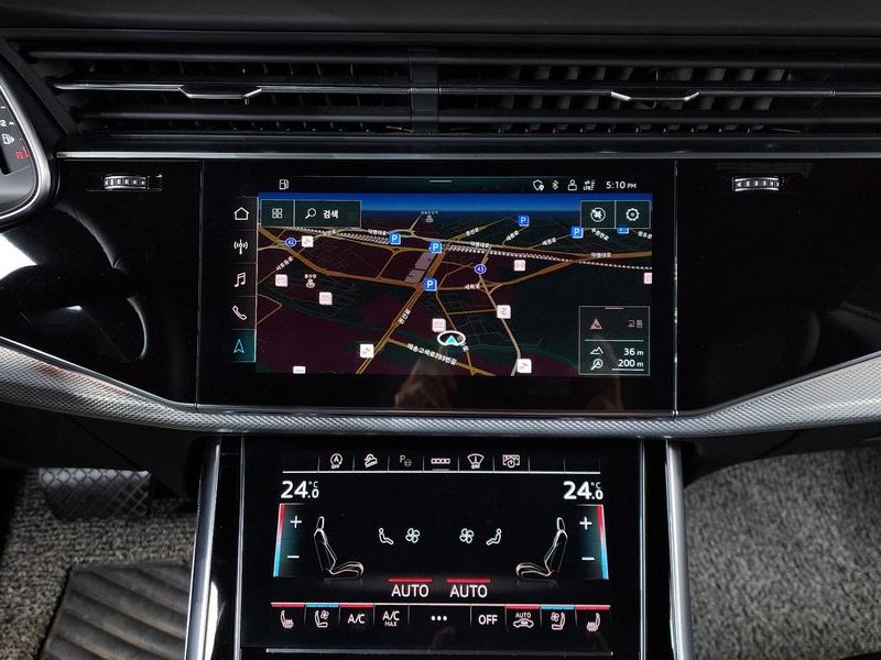 2021 Audi Q8 45 TDI Quattro Premium photo 14