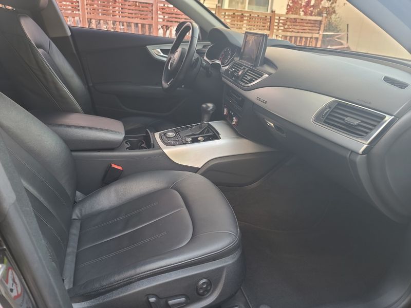2012 Audi A7 3.0 TFSI Quattro Entry 4G photo 8