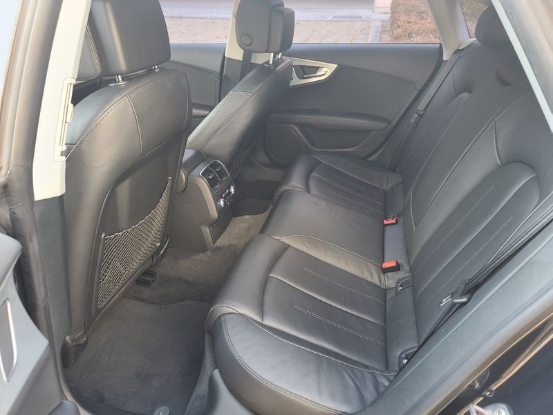2012 Audi A7 3.0 TFSI Quattro Entry 4G photo 12