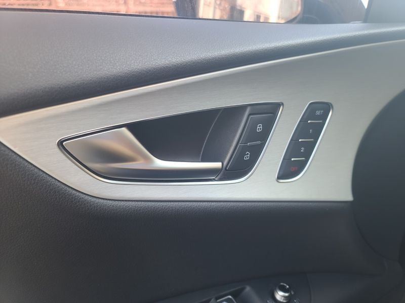 2012 Audi A7 3.0 TFSI Quattro Entry 4G photo 15