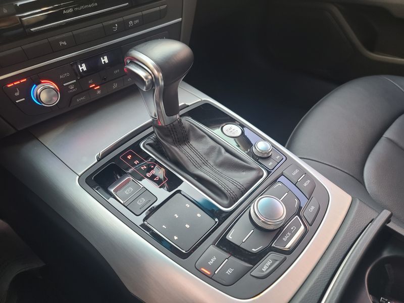 2012 Audi A7 3.0 TFSI Quattro Entry 4G photo 19