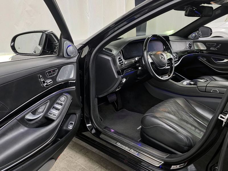 2015 Mercedes-Benz S-Class Maybach S500 photo 10