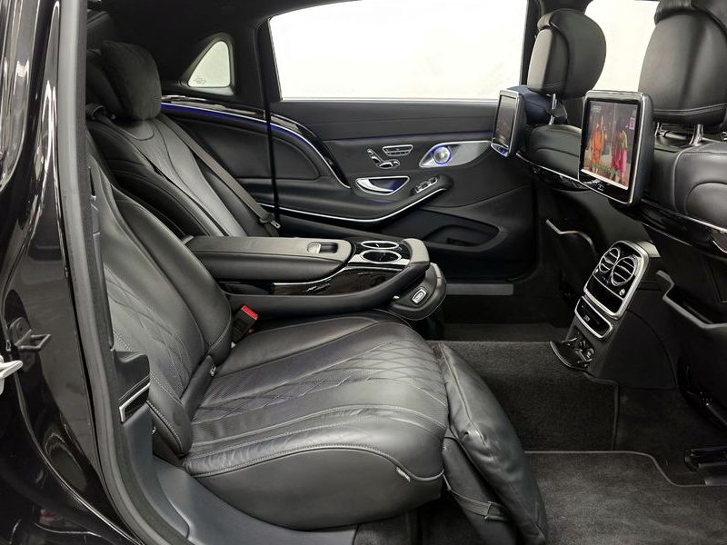 2015 Mercedes-Benz S-Class Maybach S500 photo 12