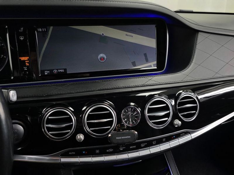 2015 Mercedes-Benz S-Class Maybach S500 photo 14