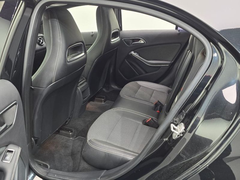 2014 Mercedes-Benz A-Class A200 CDI Style photo 11