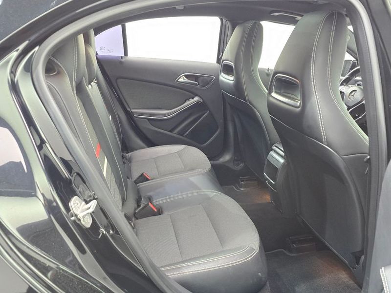 2014 Mercedes-Benz A-Class A200 CDI Style photo 17
