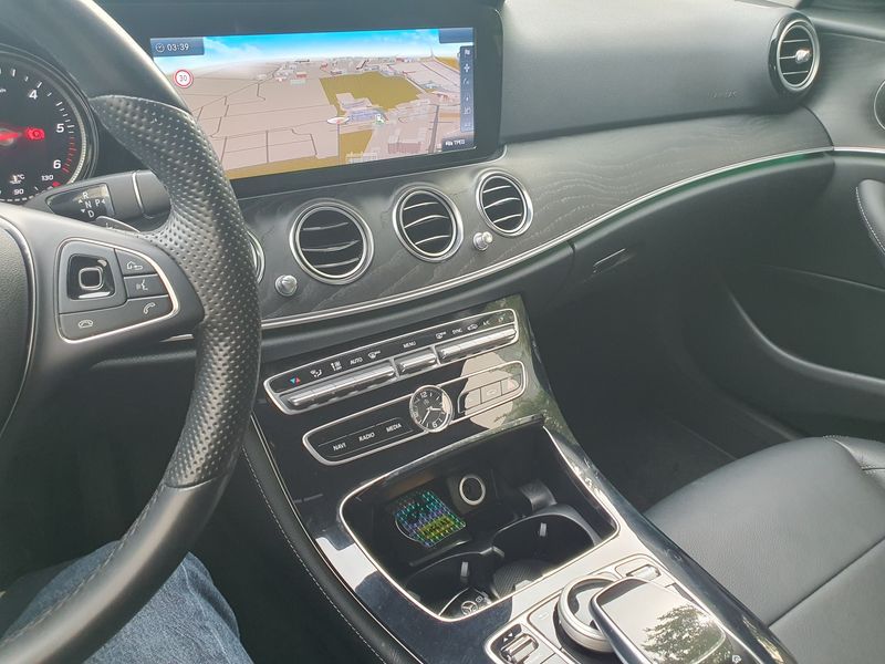 2017 Mercedes-Benz E-Class E220d Avantgarde photo 12