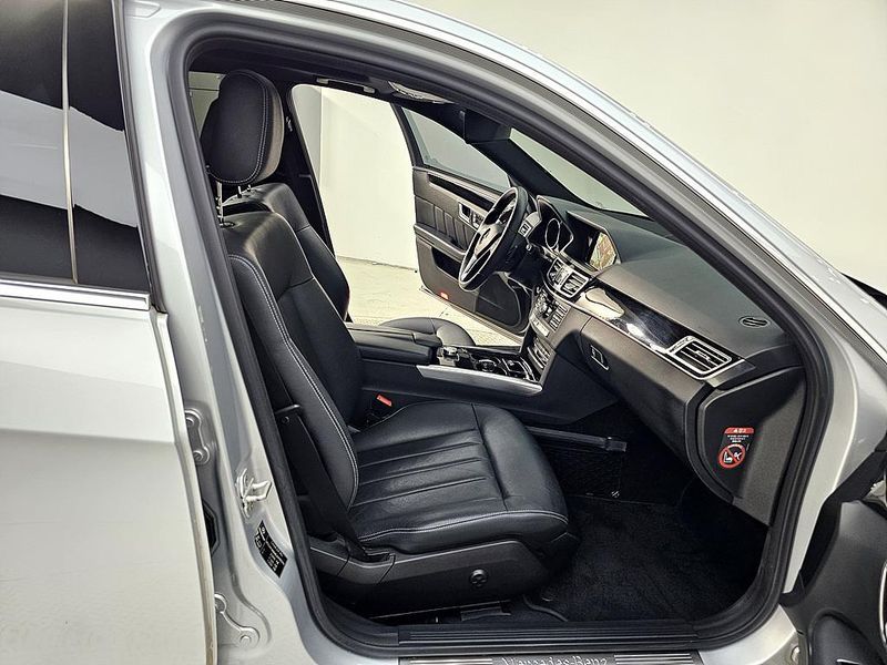 2014 Mercedes-Benz E-Class E300 4MATIC Avantgarde photo 11