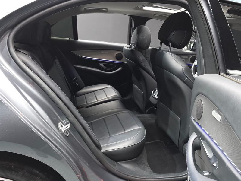 2019 Mercedes-Benz E-Class E300 Avantgarde photo 12