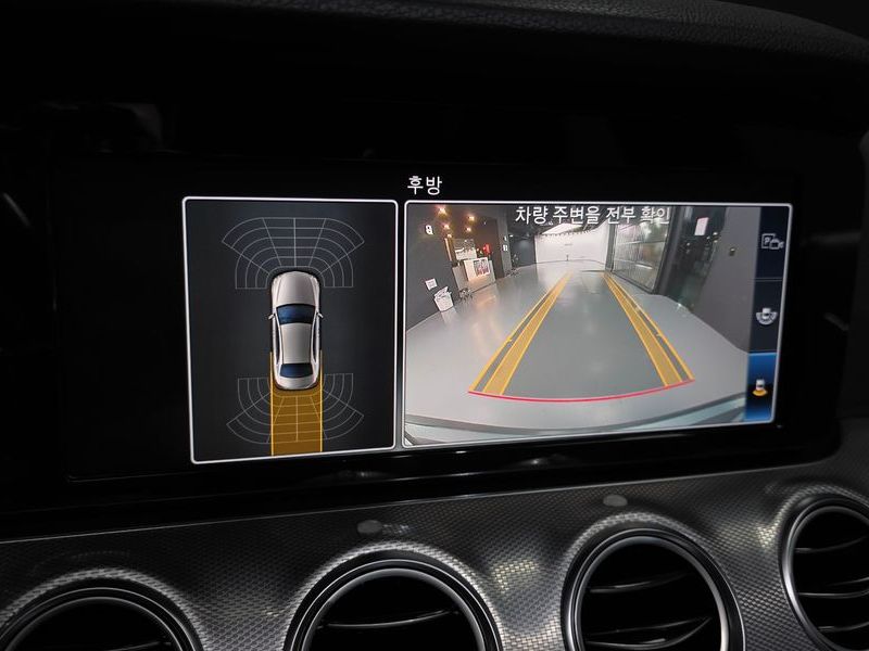 2019 Mercedes-Benz E-Class E300 Avantgarde photo 16
