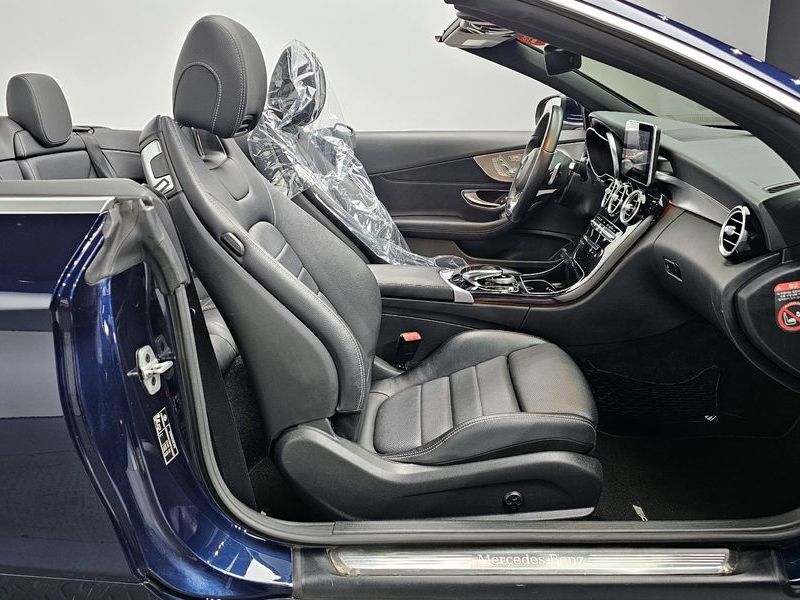 2017 Mercedes-Benz C-Class C200 Cabriolet photo 10