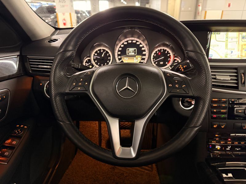 2012 Mercedes-Benz E-Class E350 4MATIC Avantgarde photo 10