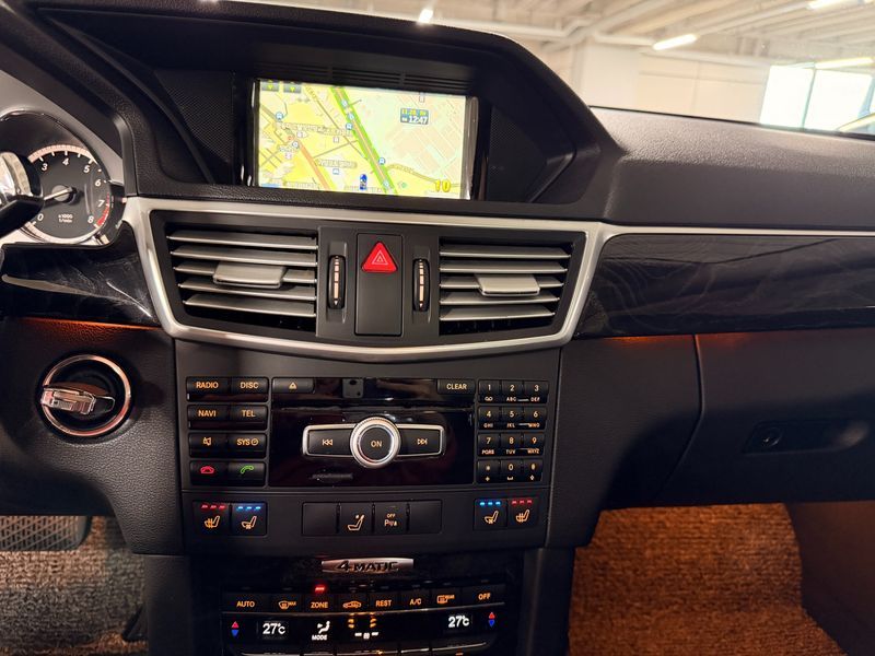 2012 Mercedes-Benz E-Class E350 4MATIC Avantgarde photo 17
