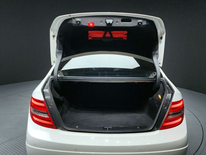 2013 Mercedes-Benz C-Class C220 CDI photo 20