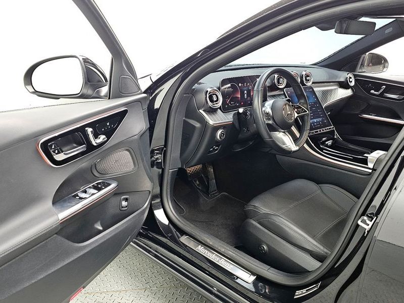 2023 Mercedes-Benz C-Class C200 Avantgarde photo 10