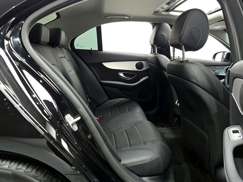 2017 Mercedes-Benz C-Class C200 Avantgarde photo 12