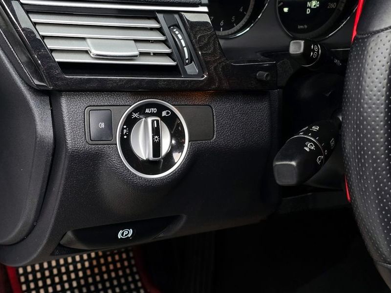 2013 Mercedes-Benz E-Class E220 CDI Avantgarde photo 15