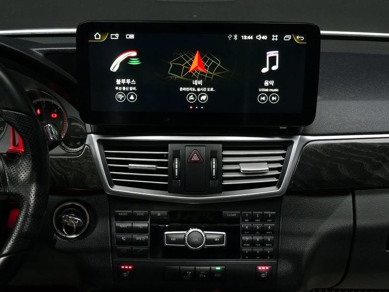 2013 Mercedes-Benz E-Class E220 CDI Avantgarde photo 17
