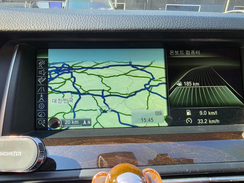 2014 BMW 5 Series 528i xDrive photo 10
