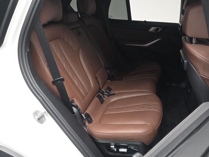 2023 BMW X5 xDrive 30d xLine photo 12