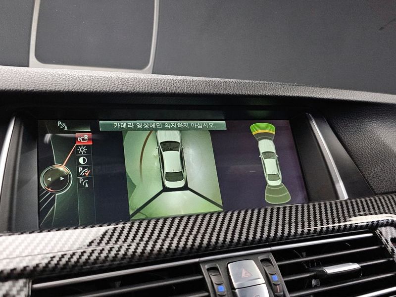 2014 BMW 5 Series 528i xDrive photo 15