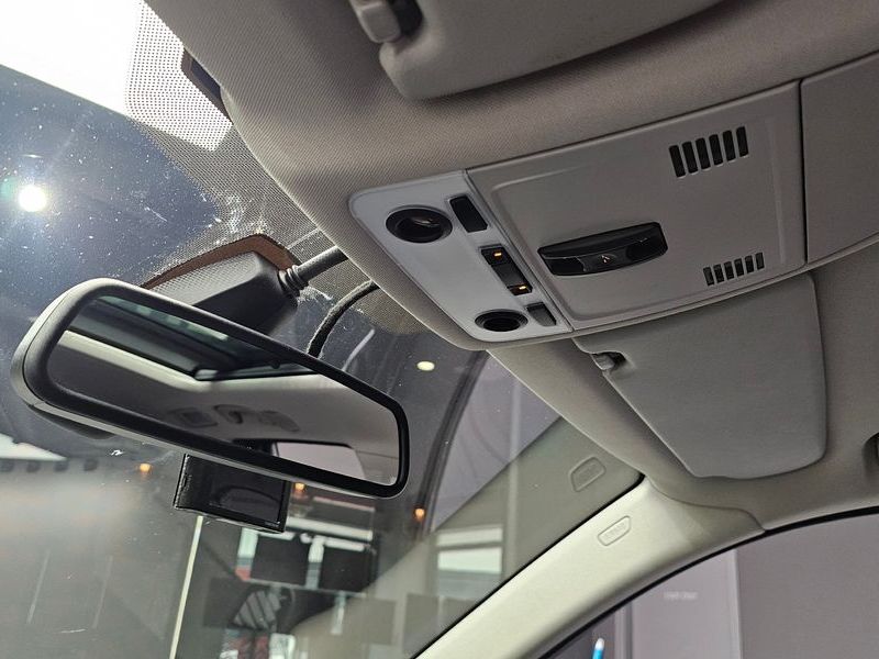 2012 BMW X1 xDrive 20d photo 16