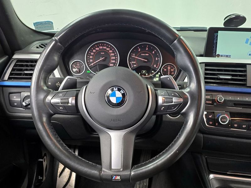 2015 BMW 3 Series 320d M Performence Edition photo 13