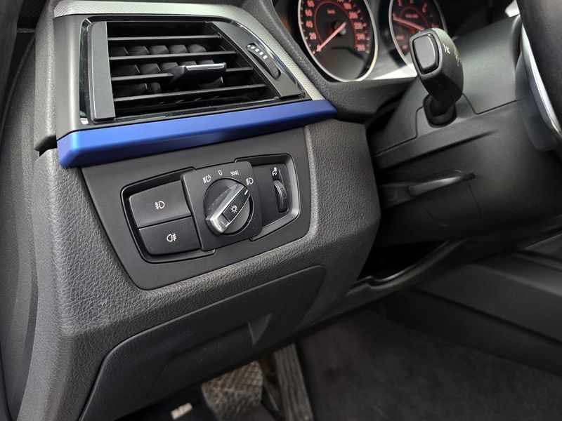 2015 BMW 3 Series 320d M Performence Edition photo 19