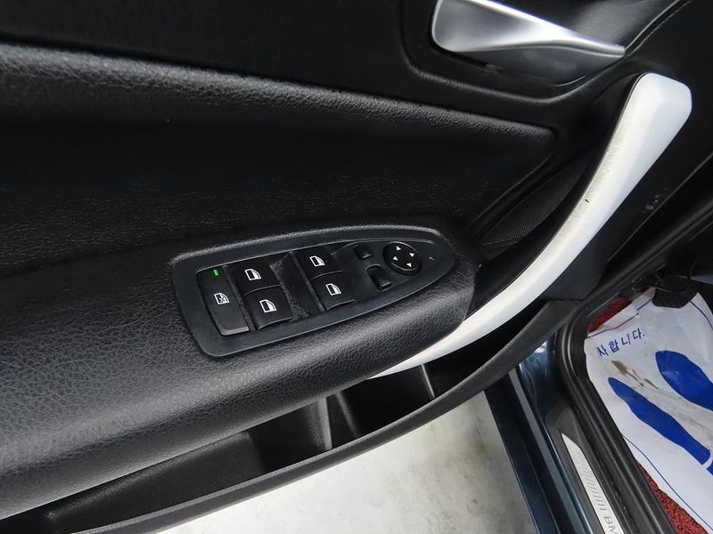 2013 BMW 1 Series 118d Urban Pack1 5Dr photo 14