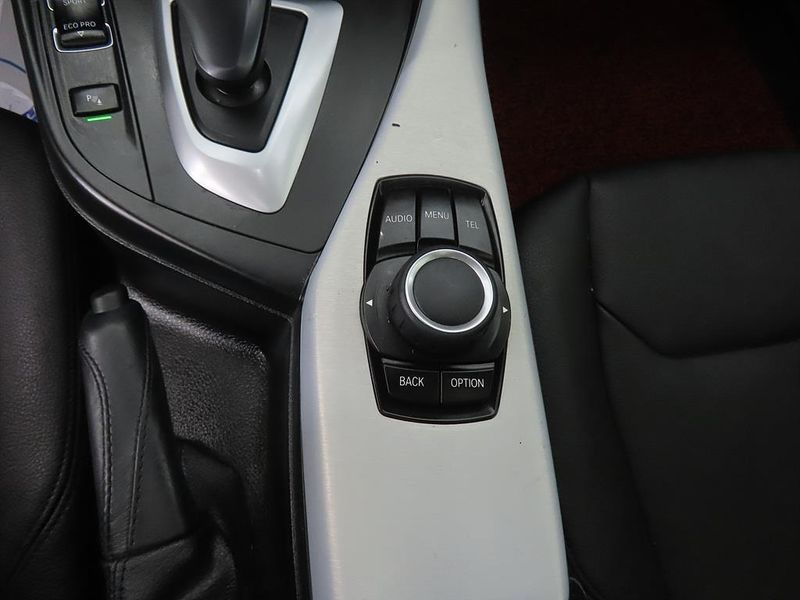 2013 BMW 1 Series 118d Urban Pack1 5Dr photo 16