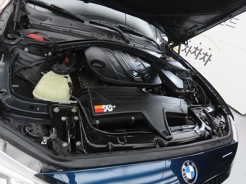 2013 BMW 1 Series 118d Urban Pack1 5Dr photo 19