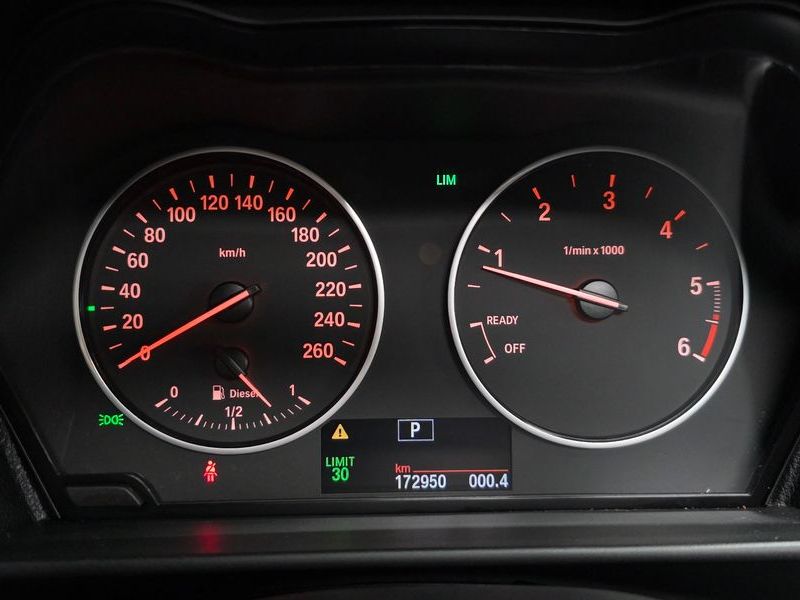 2014 BMW 1 Series 118d Urban Pack1 5Dr photo 8