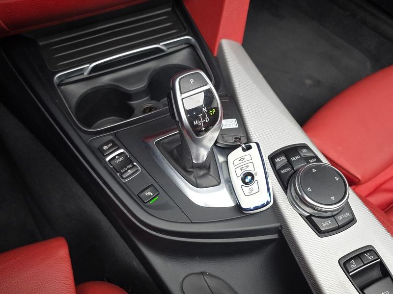 2016 BMW 4 Series 428i M Sport Convertible photo 9