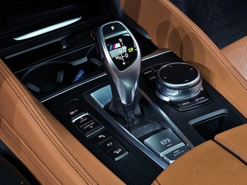 2017 BMW X6 M50d photo 9