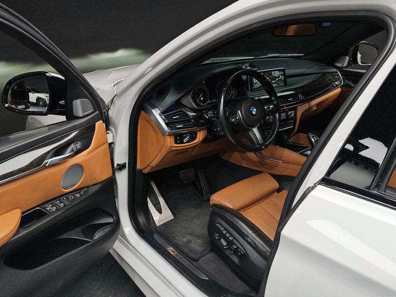 2017 BMW X6 M50d photo 11