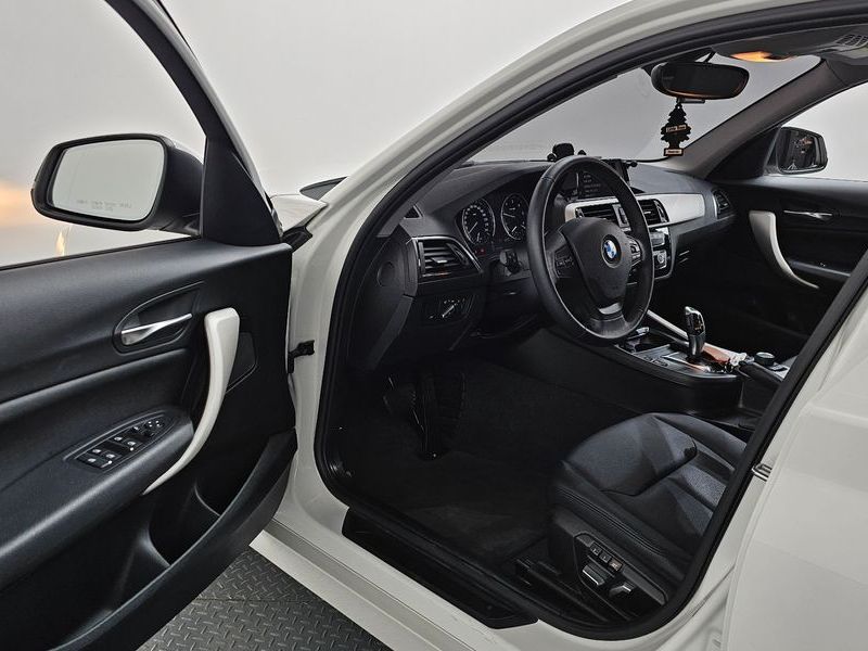 2018 BMW 1 Series 118d JOY 5DOOR photo 10