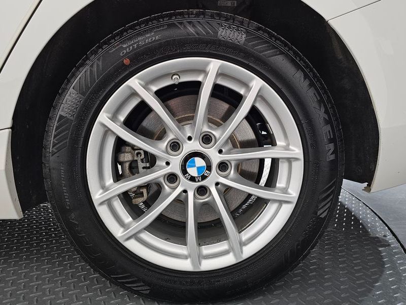2018 BMW 1 Series 118d JOY 5DOOR photo 21