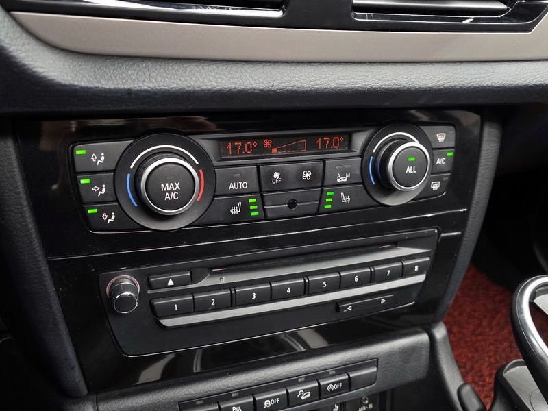 2013 BMW X1 xDrive 20d photo 15