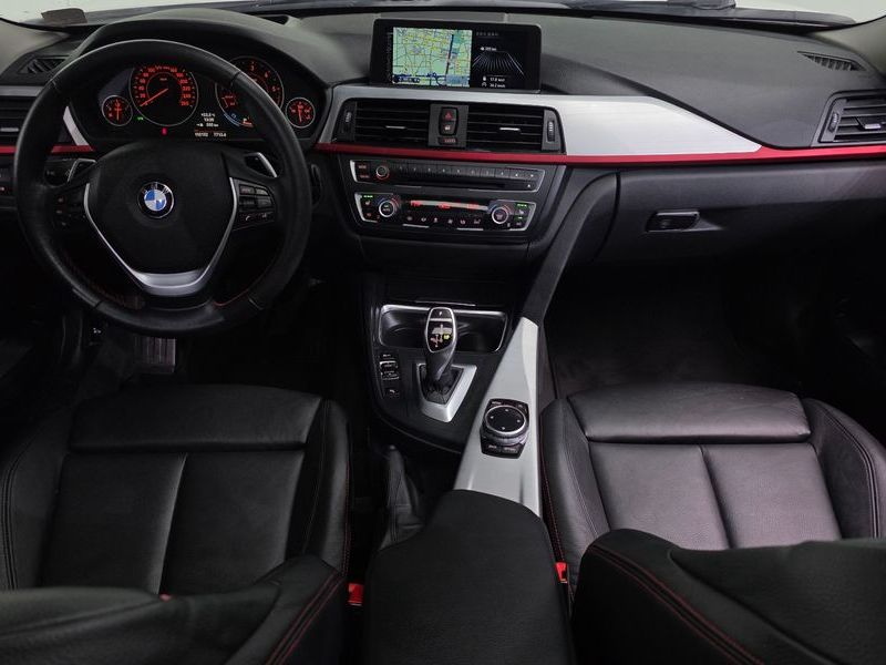 2014 BMW 3 Series 320d Sport photo 7