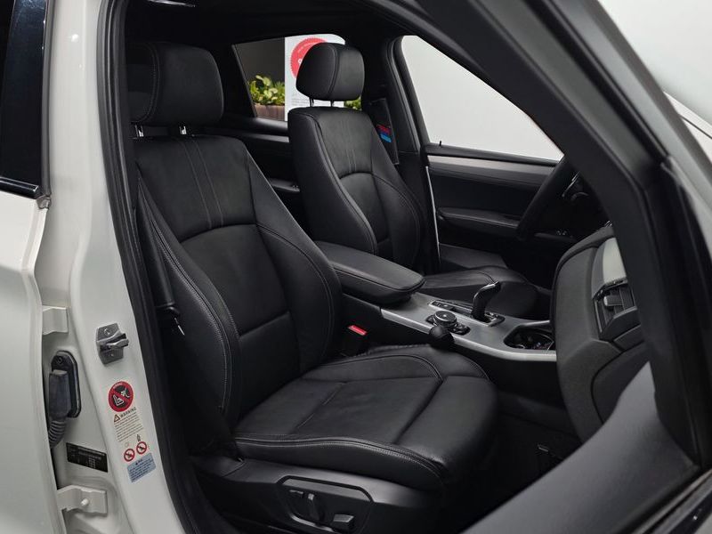 2015 BMW X4 xDrive30d M Sport Package photo 10