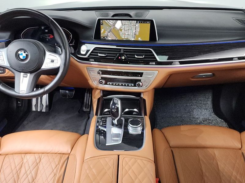 2022 BMW 7 Series 730d xDrive M Sport photo 7
