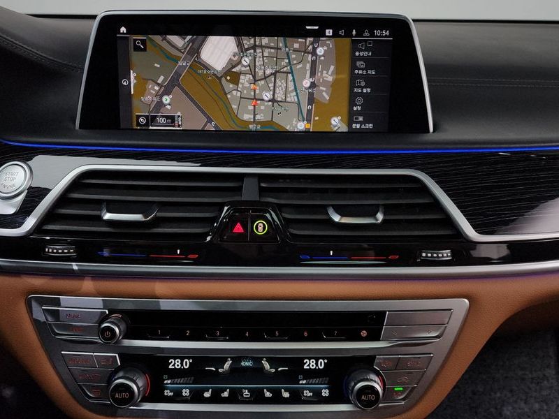 2022 BMW 7 Series 730d xDrive M Sport photo 14
