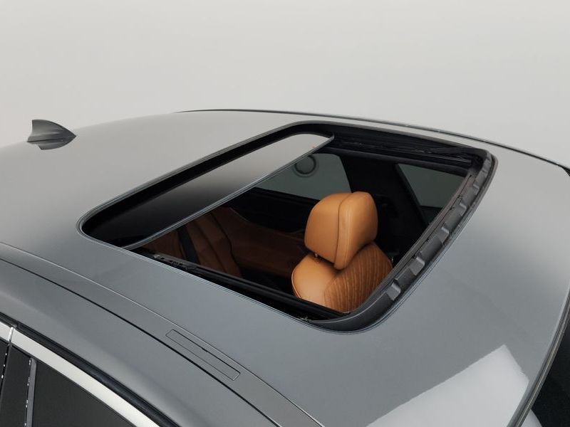 2022 BMW 7 Series 730d xDrive M Sport photo 18
