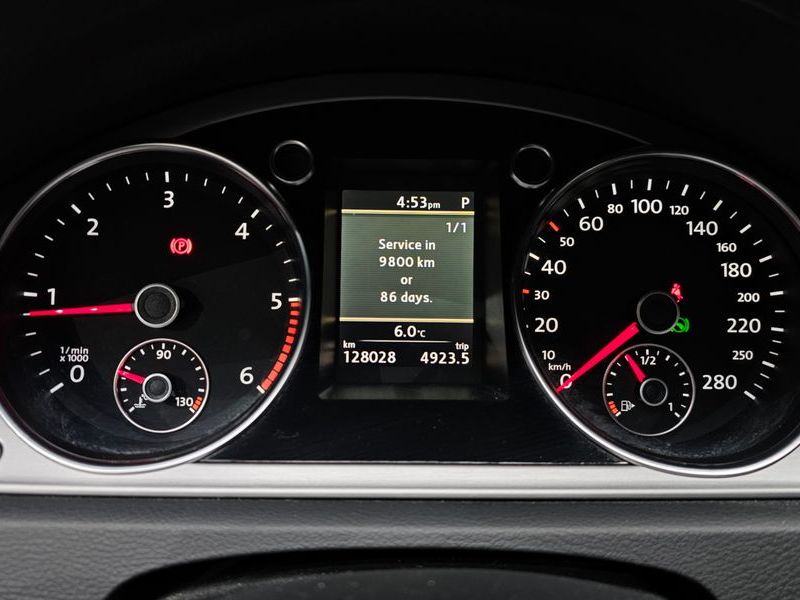 2012 Volkswagen New CC 2.0 TDI BlueMotion photo 8