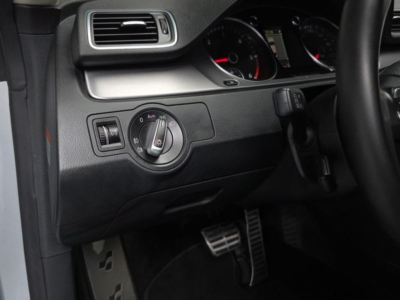2012 Volkswagen New CC 2.0 TDI BlueMotion 4MOTION photo 13